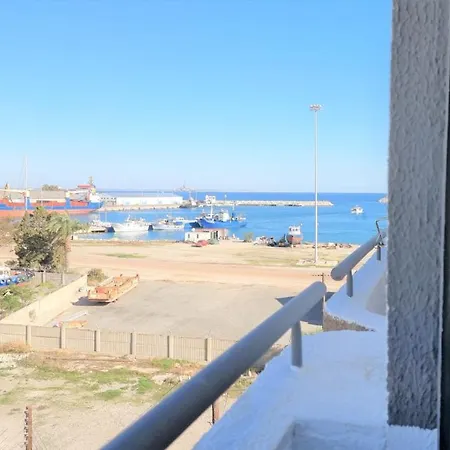 With 360° Balcony And Direct Sea And Harbour View! Apartamento *